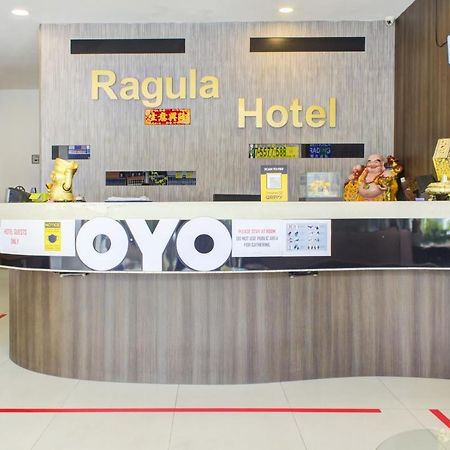 Oyo 90028 Ragula Hotel Джохор-Бару Экстерьер фото